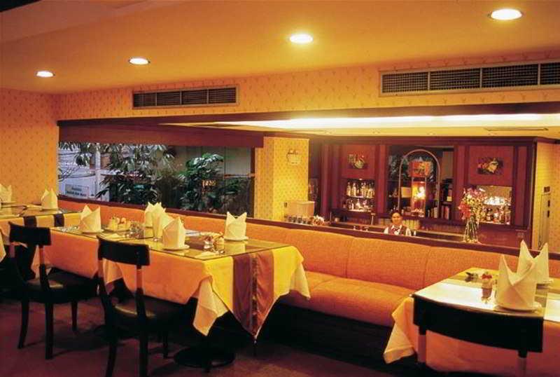 Silom City Hotel Bangkok Restoran fotoğraf
